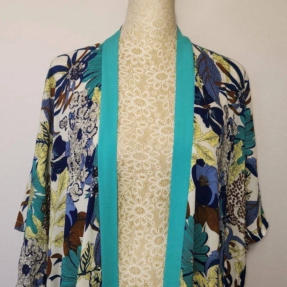 Do Everything In Love Women's Tropical Print Open Front Kimono Cardigan Beach
